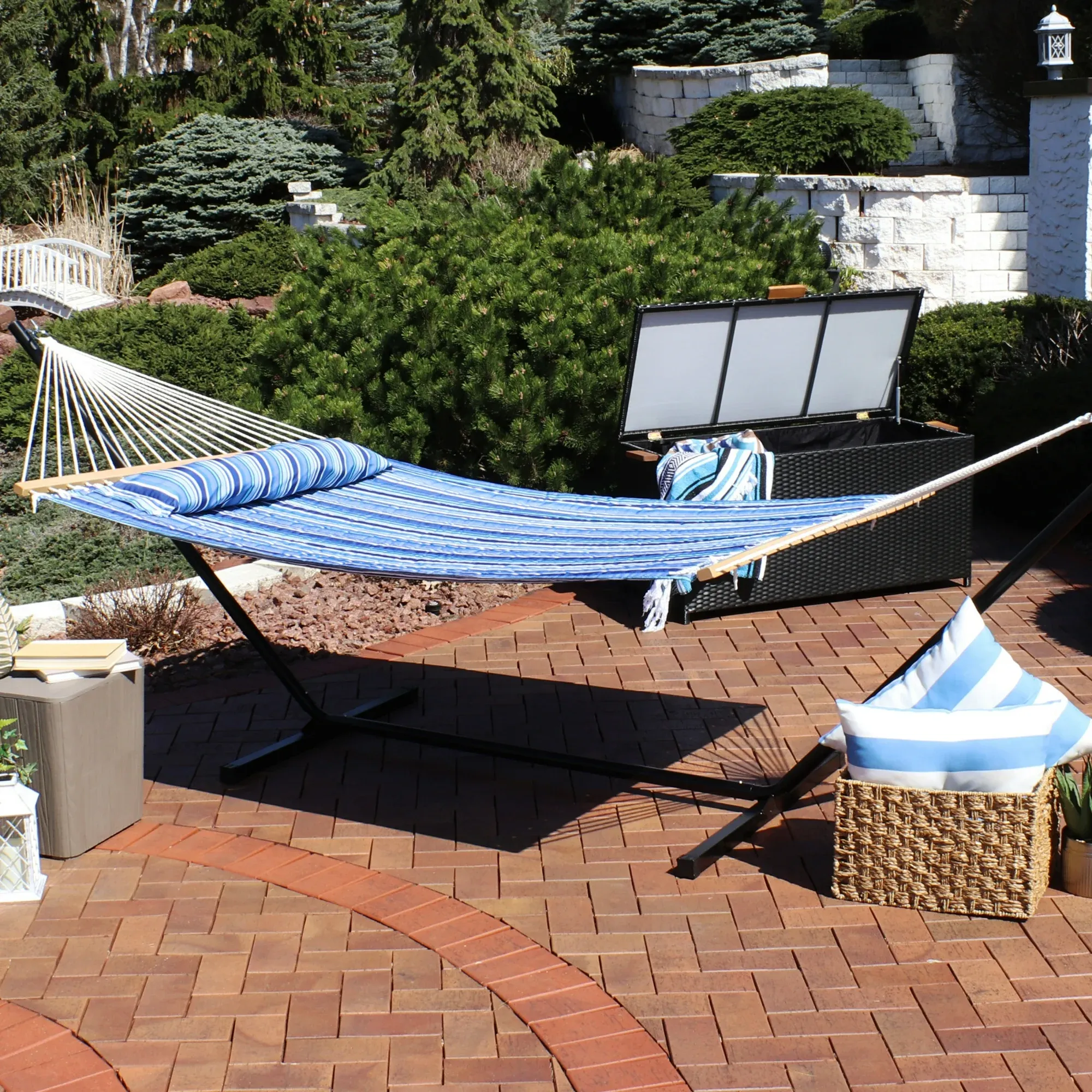 2-Person Quilted Polyester Spreader Bar Hammock - Image 4
