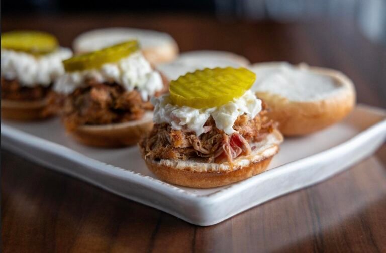 Khom Fai Thai Dining Experience Food 768x504