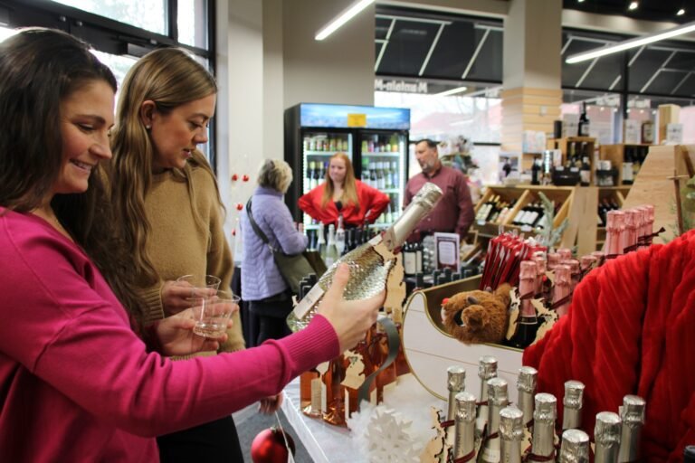 Crystal Mountain Shopping 768x512