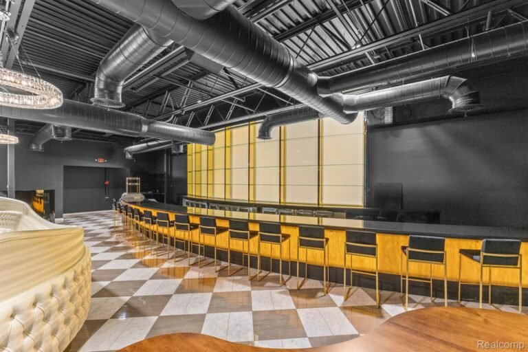 The Prestige Detroit Interior 768x512